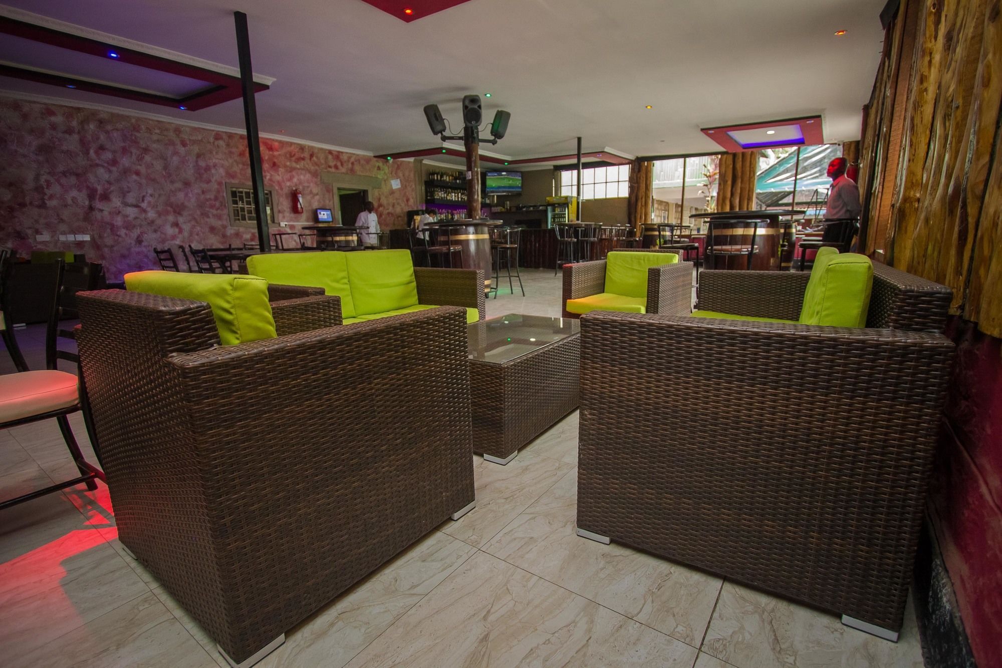 Balis Best Bar & Resort Langata Exterior photo